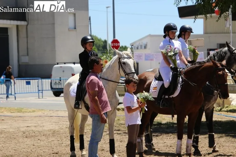 Foto 4 - Destacada exhibici&oacute;n de doma a cargo de alumnos de 'Laderas del Valle' 