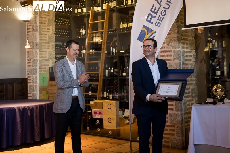 Foto 11 - La Agencia Reale de Alba de Tormes recibe el premio a la mejor &lsquo;Agencia Reale 2023 de Espa&ntilde;a&rsquo;