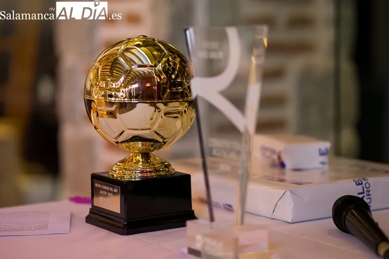 La Agencia Reale de Alba de Tormes recibe el premio a la mejor ‘Agencia Reale 2023 de España’ | Imagen 1