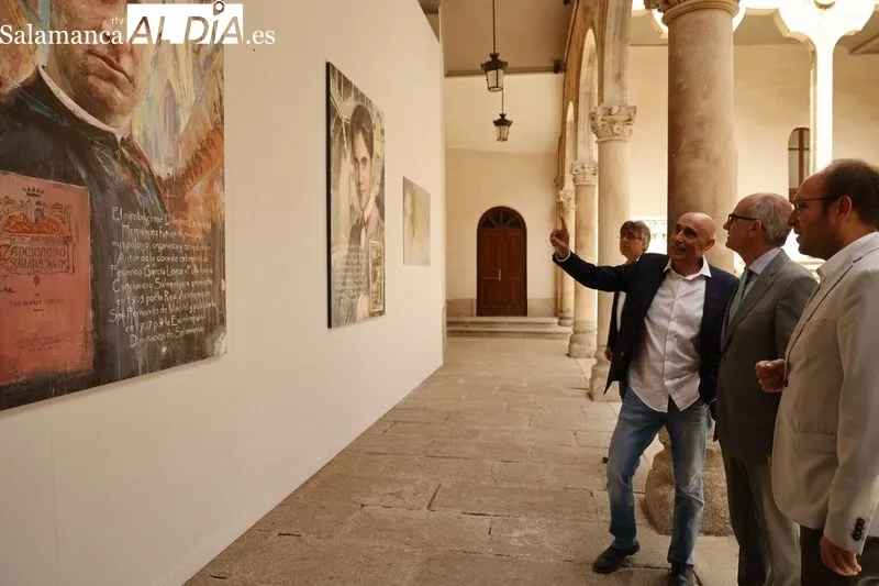 El presidente de la Diputación de Salamanca, Javier Iglesias, y el pintor, Florencio Maíllo, presentan la exposición 'Federico García Lorca. Salamanca'. Foto: David Sañudo