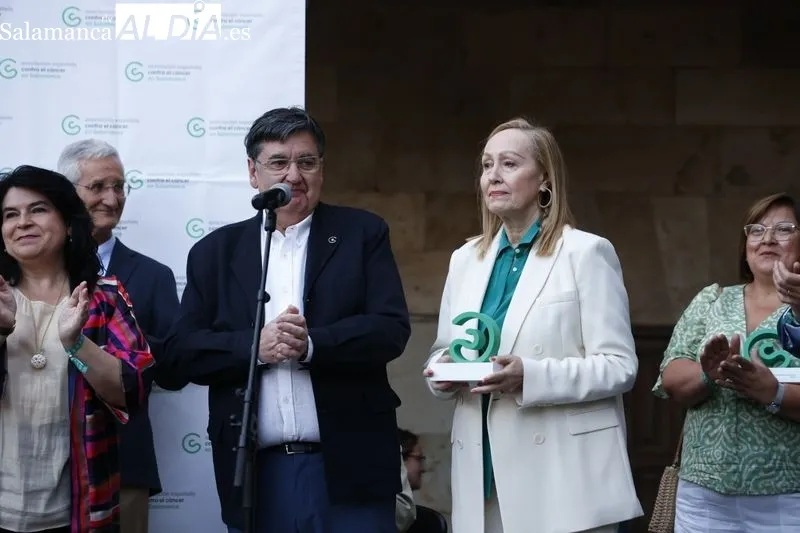 I Noche Solidaria de la AECC de Salamanca en la que se han entregado los premios 'Cielo de Salamanca'. Fotos: David Sañudo