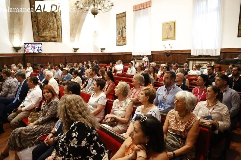 Inauguración del II Encuentro Iberoamericano de antiguos alumnos de la Universidad de Salamanca. Fotos: David Sañudo