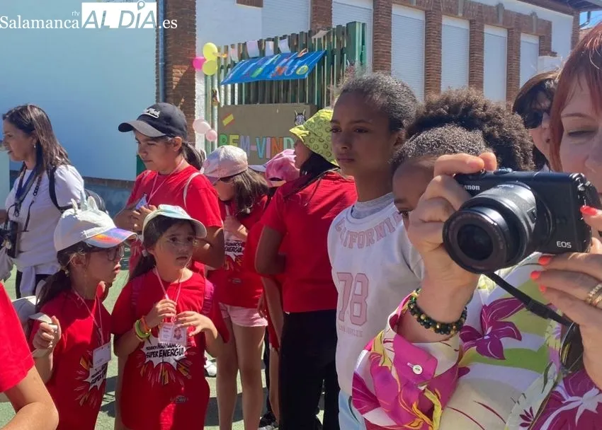 Escolares, padres y maestros compartieron una jornada con alumnos portugueses gracias al programa Escuelas de Frontera  