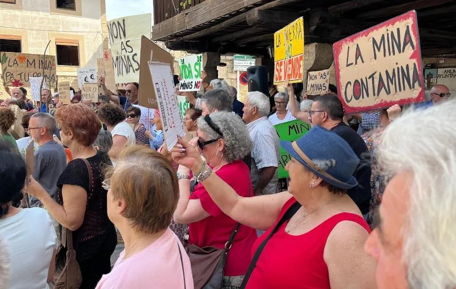 Concentración en San Martín de Trevejo