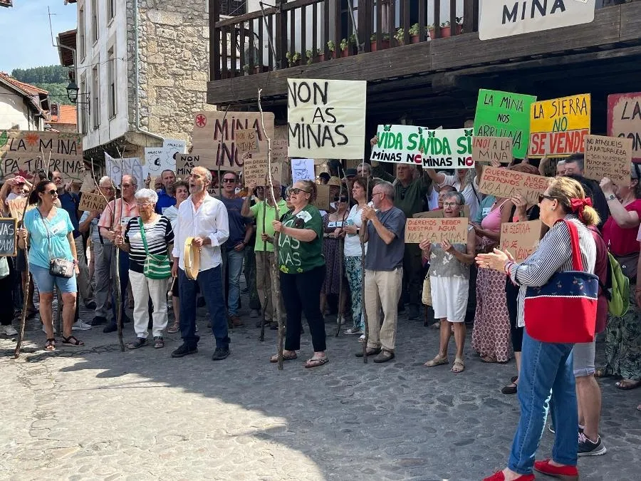 Concentración en San Martín de Trevejo