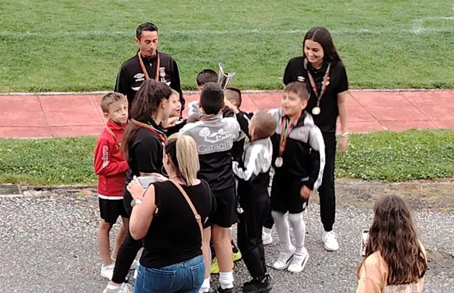 Foto 2 - El Benjam&iacute;n del Ciudad Rodrigo gana el Torneo A Salgadela de Figueira de Castelo Rodrigo