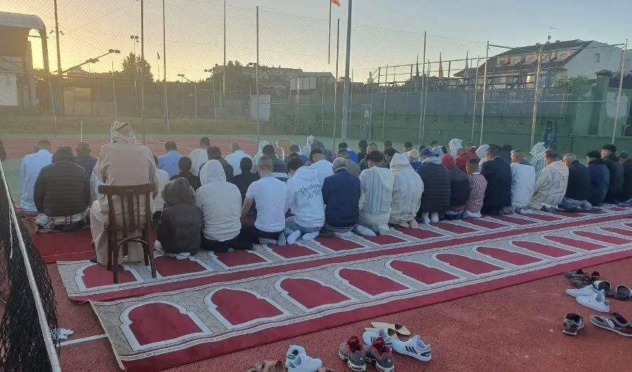 Foto 6 - La comunidad musulmana de Mir&oacute;briga y comarca celebra la Fiesta del Sacrificio &lsquo;Eid Al Adha&rsquo;