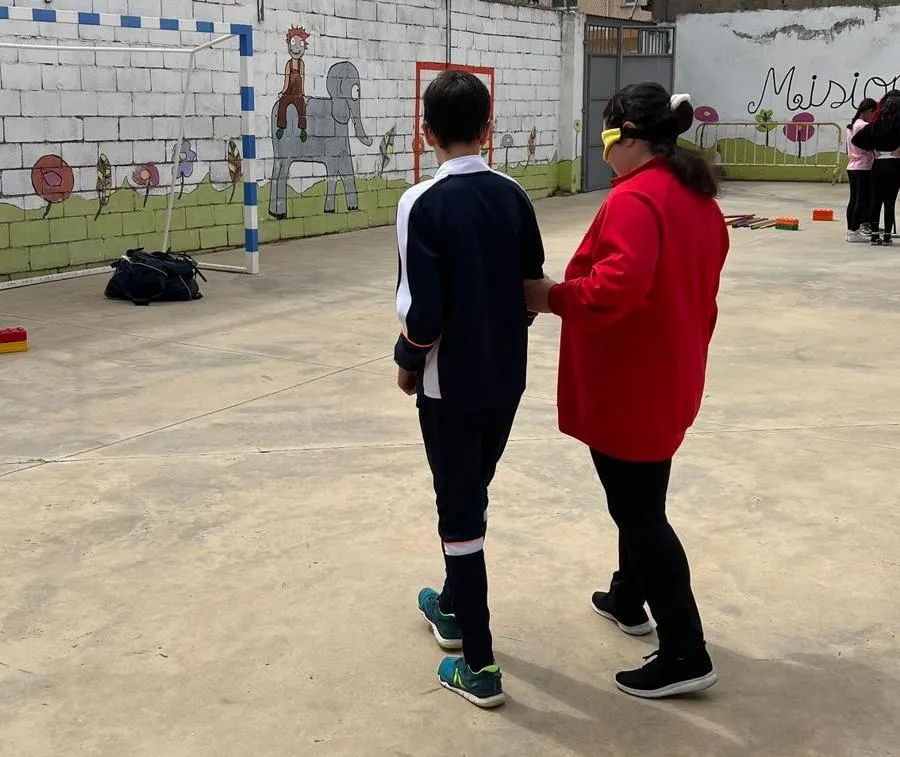 Foto 4 - Alumnos de Misioneras-Santa Teresa practican deportes paral&iacute;mpicos de la mano de AVIVA