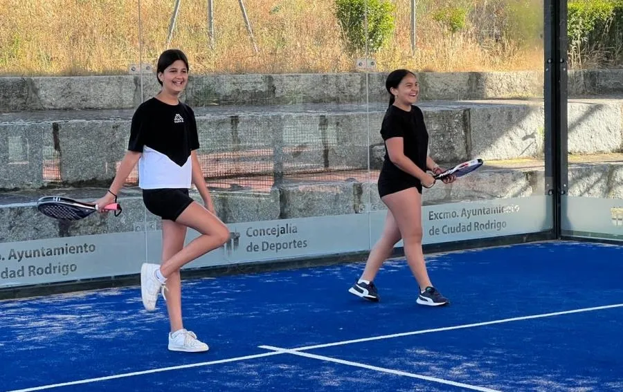 Foto 8 - Alumnos de Misioneras-Santa Teresa practican deportes paral&iacute;mpicos de la mano de AVIVA