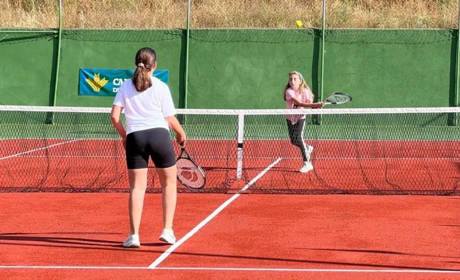 Foto 9 - Alumnos de Misioneras-Santa Teresa practican deportes paral&iacute;mpicos de la mano de AVIVA