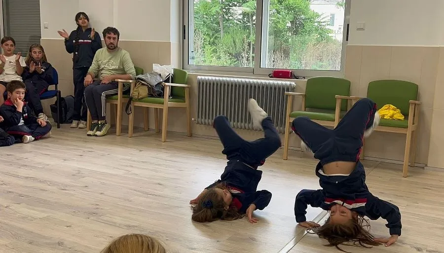 Foto 5 - La Residencia Mixta comparte la ma&ntilde;ana con alumnos de Primaria de Misioneras-Santa Teresa