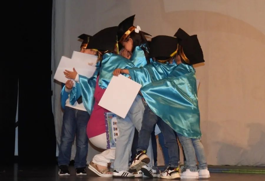 Foto 6 - El CEIP Sancti-Sp&iacute;ritus grad&uacute;a a sus alumnos de 3&ordm; de Infantil y 6&ordm; de Primaria