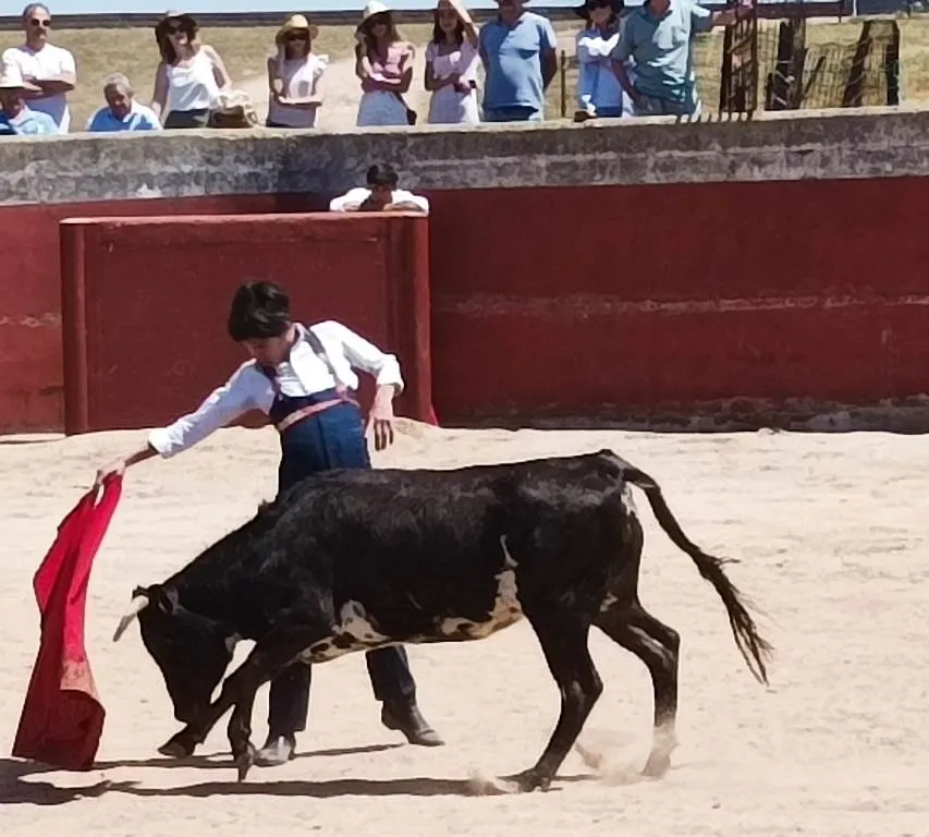Foto 5 - La Pe&ntilde;a Jos&eacute; Ram&oacute;n Mart&iacute;n celebra su fiesta con Marco P&eacute;rez, Alejandro Marcos y Manuel Diosleguarde