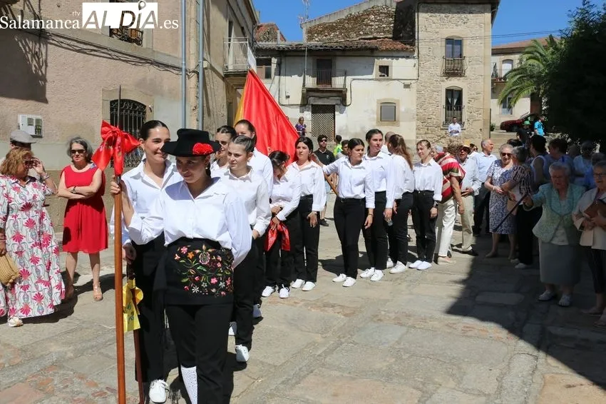Día grande de las fiestas de San Juan en Hinojosa de Duero / CORRAL