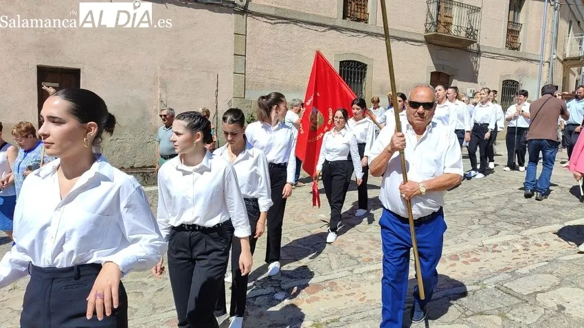 Día grande de las fiestas de San Juan en Hinojosa de Duero / CORRAL