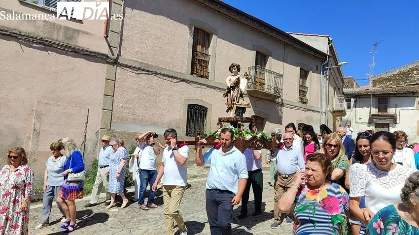 Día grande de las fiestas de San Juan en Hinojosa de Duero / CORRAL