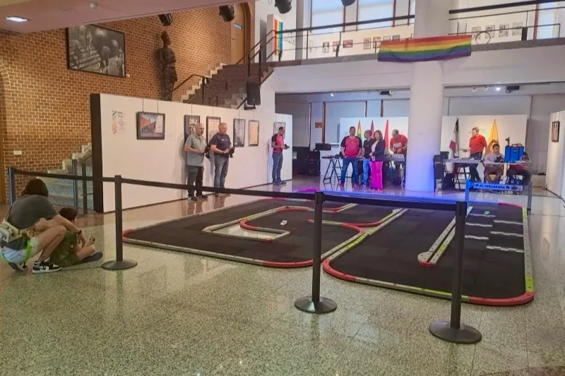 El CDS acogía este sábado el Encuentro Mini Z. Turismo