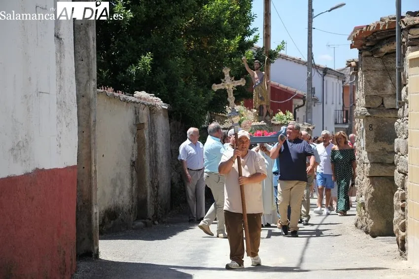 Celebración de San Juan en Peralejos de Abajo / MARIBEL SÁNCHEZ