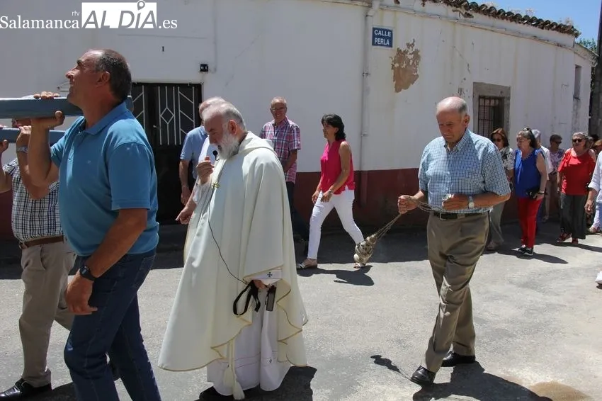 Celebración de San Juan en Peralejos de Abajo / MARIBEL SÁNCHEZ