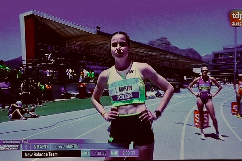 Lorena Martín cruza meta en cuarta posición en la final de los 800 del Campeonato de España