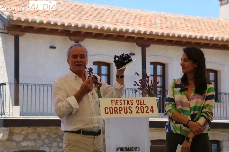 Proclamación de las fiestas de El cubo por Esther Vaquero / CORRAL