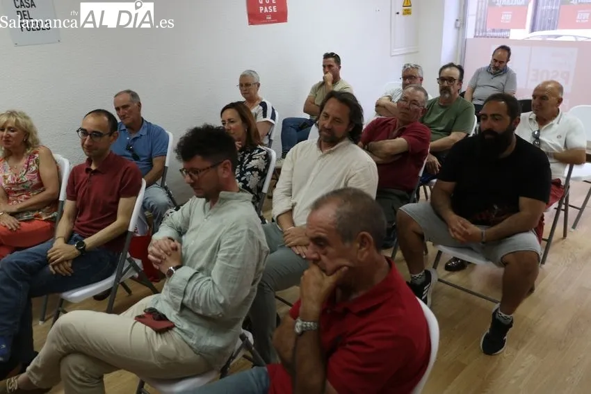 Acto del PSOE en Vitigudino dedicado a la Agenda 2030 / CORRAL
