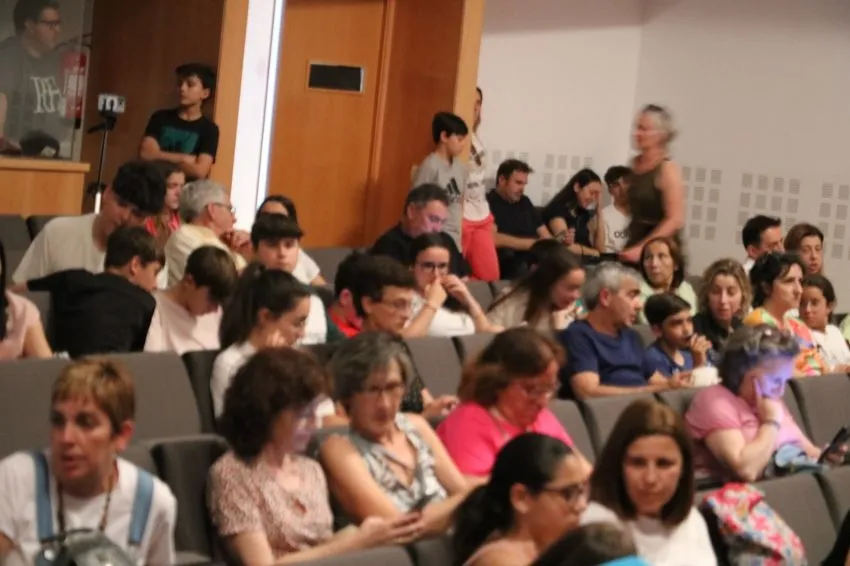 Trabajo de alumnos y profesores del IES Ramos del Manzano sobre objetivos de desarrollo sostenible de la Agenda 2030 / CORRAL  