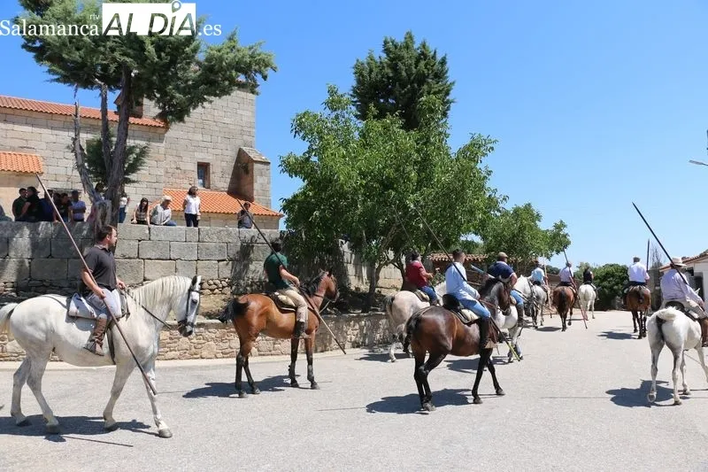 Foto 7 - Bonito encierro a caballo en Bogajo con reses de Hros. de Dionisio Rodr&iacute;guez