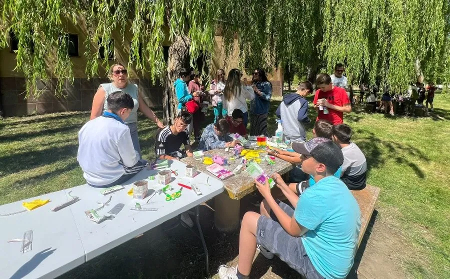 Foto 3 - Alumnos de San Francisco pasan la ma&ntilde;ana en El Pic&oacute;n con motivo del D&iacute;a del Medio Ambiente