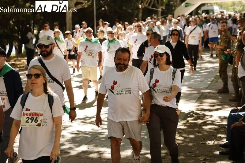 I Marcha de los Tulipanes, organizada por la Asociación de Párkinson Salamanca. Fotos: David Sañudo