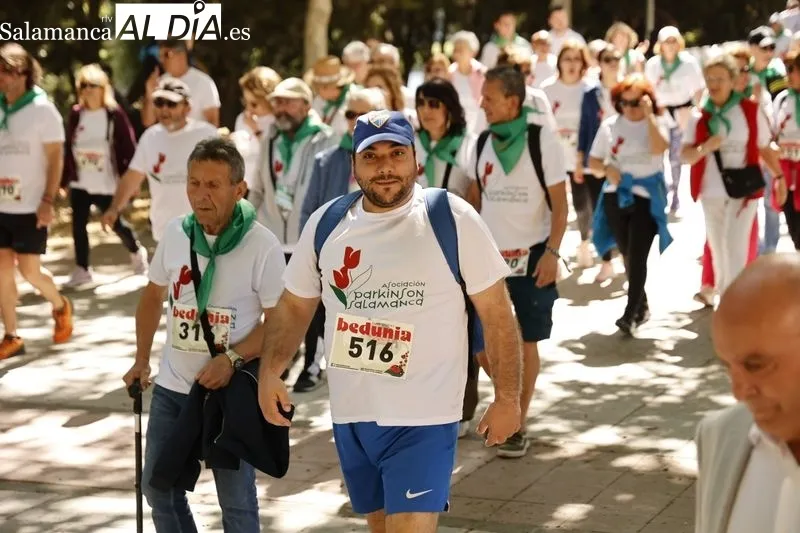 I Marcha de los Tulipanes, organizada por la Asociación de Párkinson Salamanca. Fotos: David Sañudo