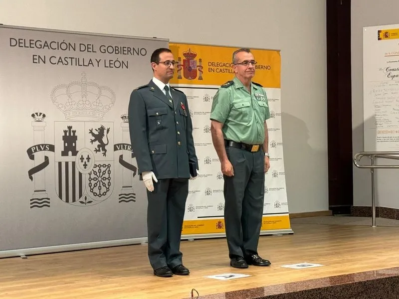 Foto 5 - Distinguidas cinco personas por su actuaci&oacute;n en el incendio de Monsagro