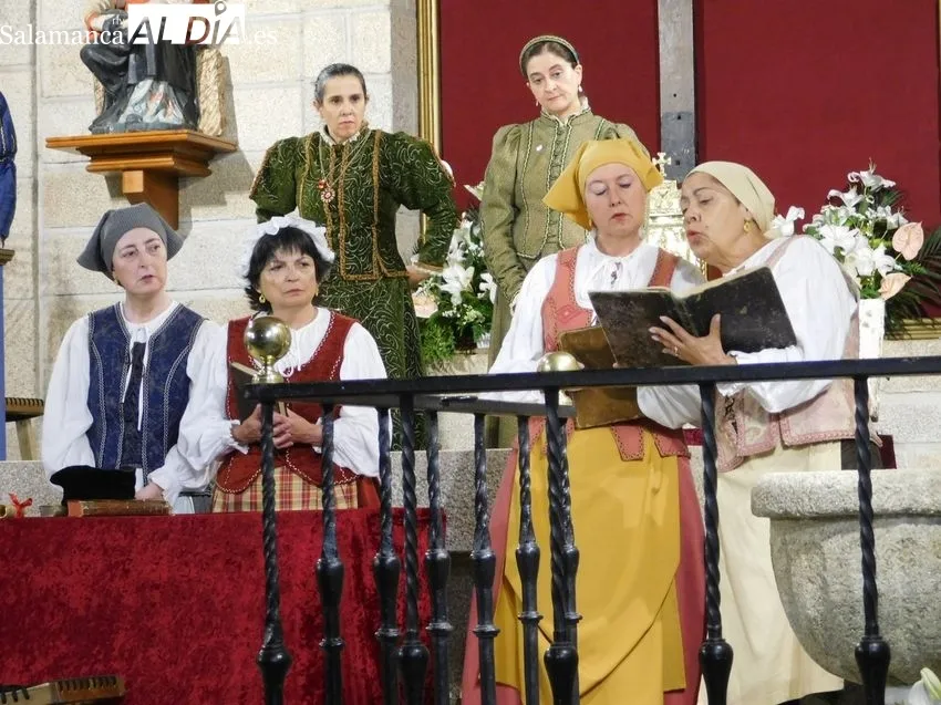Representación de la obra 'Buscando a Nebrija' en Mieza