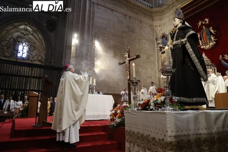 Misa Solemne en la Catedral Nueva en honor a San Juan de Sahagún. Fotos: David Sañudo