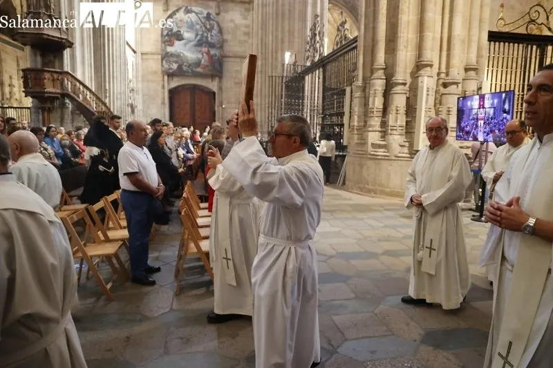 Misa Solemne en la Catedral Nueva en honor a San Juan de Sahagún. Fotos: David Sañudo