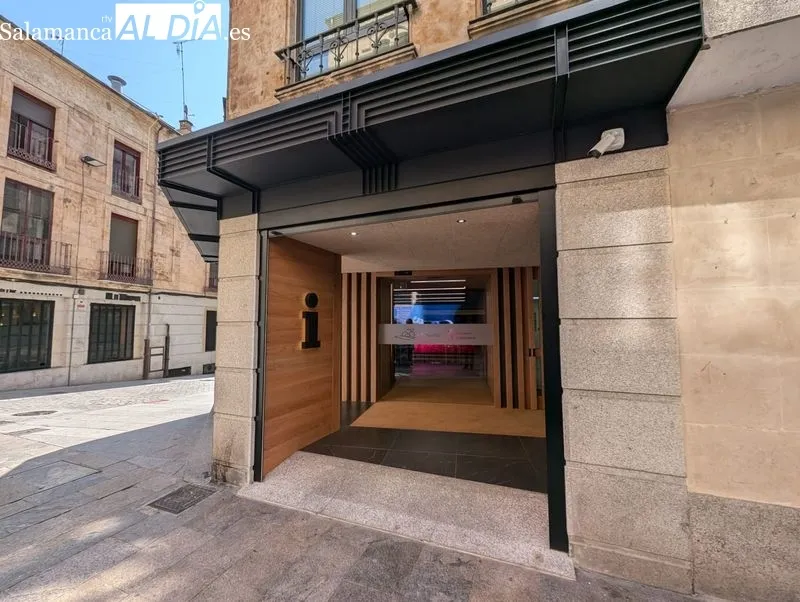 Nueva Oficina de Turismo de la Diputación de Salamanca en la Rúa Mayor. Foto: David Sañudo