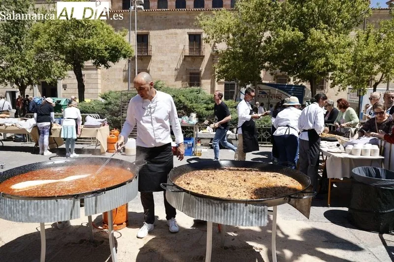 Parrilladas y paellas de ibérico en Los Bandos. Fotos: David Sañudo.