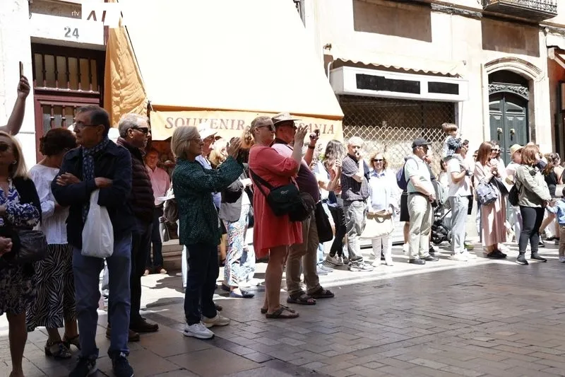 Pasacalles de los tamborileros de la Escuela Municipal de Música y Danza. Fotos: David Sañudo