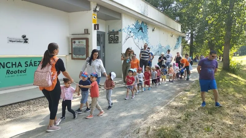 Plantación de 15 ejemplares de árboles frutales en la Isla del Soto