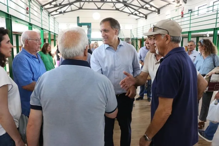 El acto tenía lugar en el Mercado de Abastos, lugar autorizado por la Junta Electoral junto con el Centro Cultural