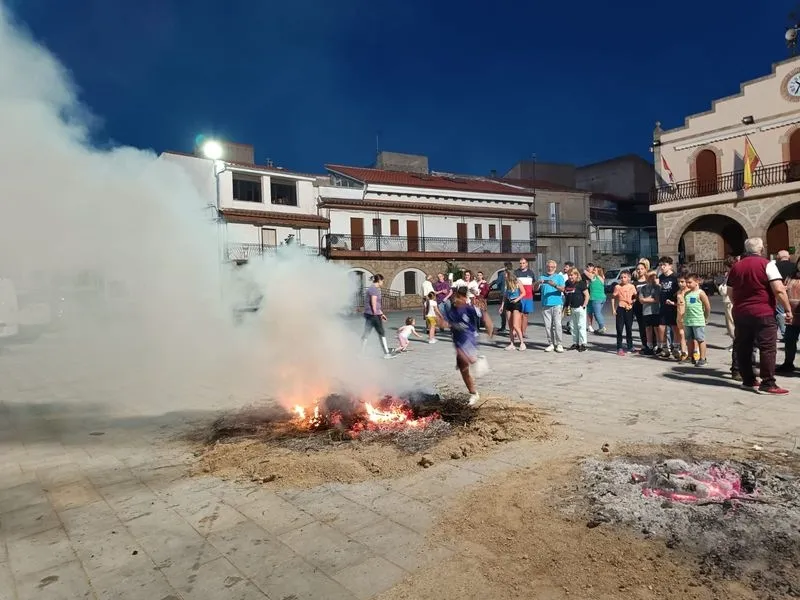 Noche de San Juan de Sahagún en Villarino
