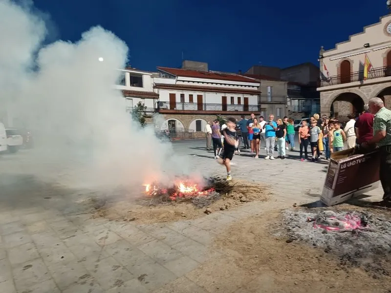 Noche de San Juan de Sahagún en Villarino