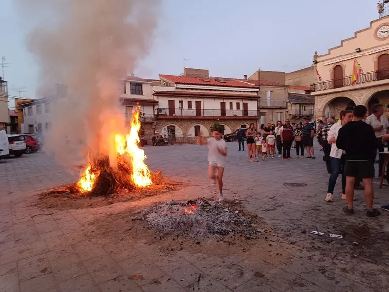 Noche de San Juan de Sahagún en Villarino