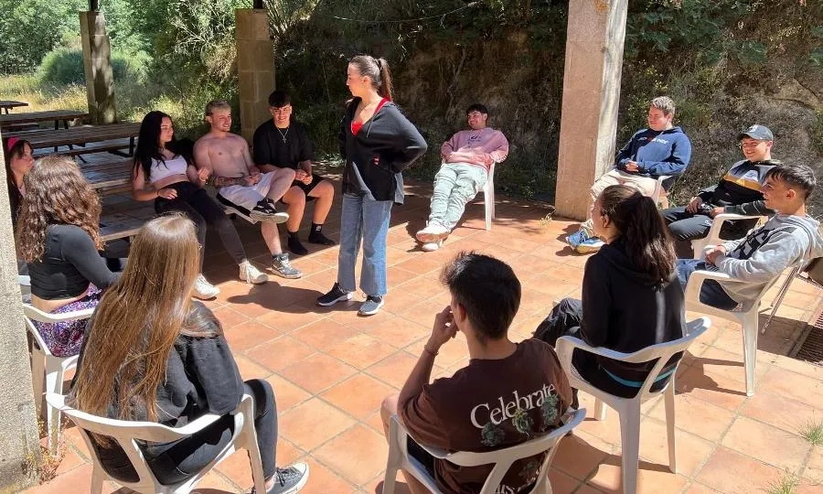 Foto 2 - Una quincena de j&oacute;venes asiste a la convivencia trimestral del voluntariado joven de C&aacute;ritas