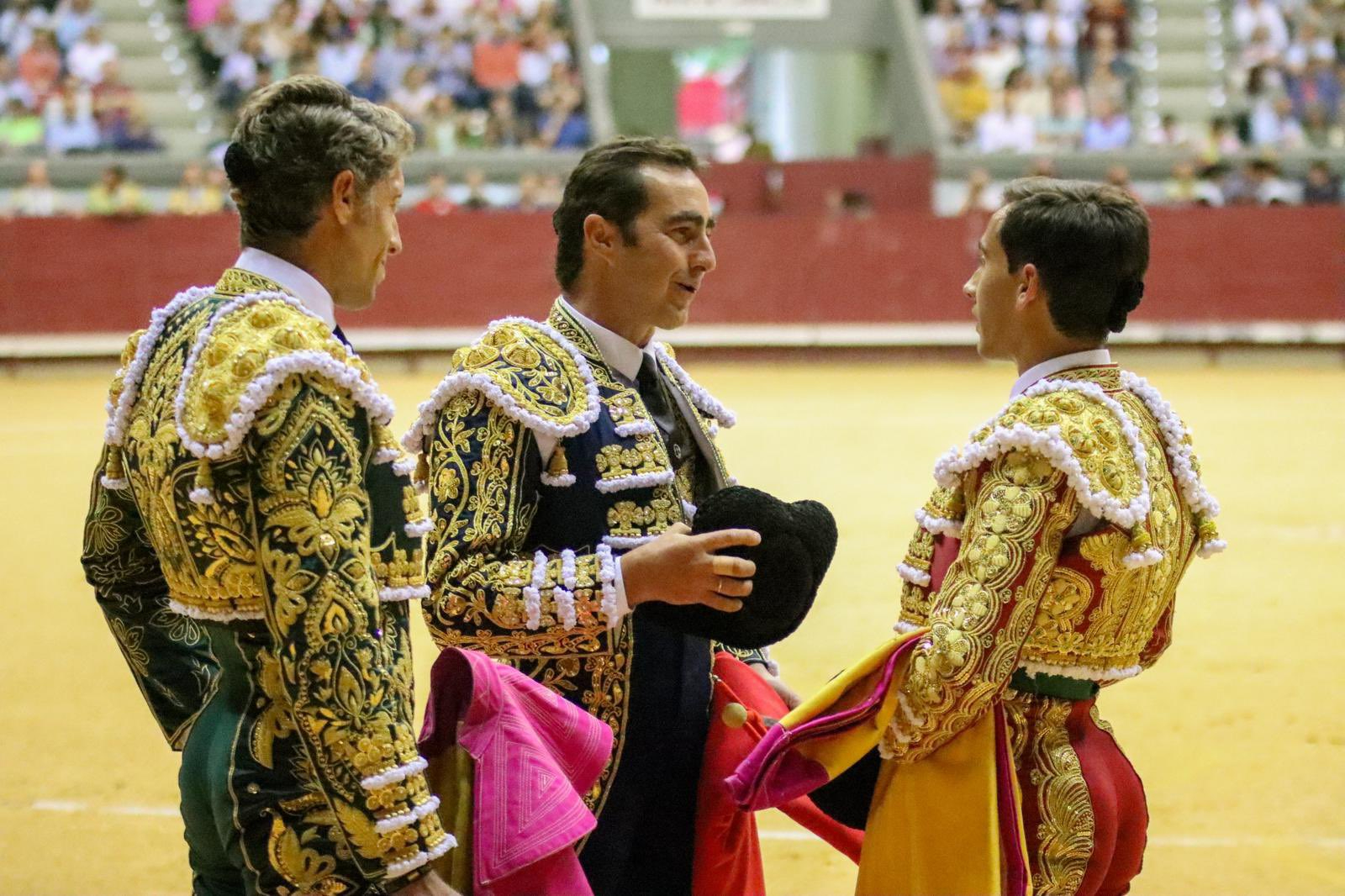 El Fandi se deshace en elogios hacia Ismael Martín: Mi más sincera enhorabuena como torero, pero también por los valores que muestras como persona