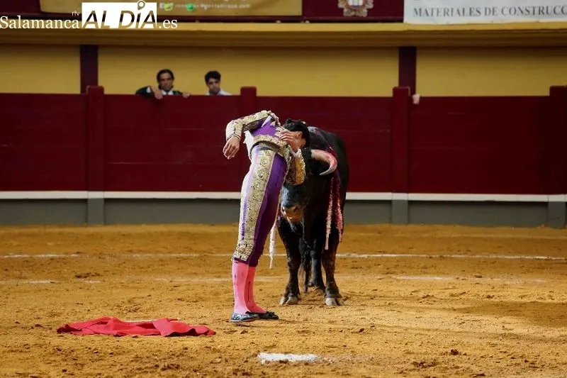 El Fandi y Manuel Diosleguarde en Alba de Tormes. Fotos: Ricardo Tejedor.