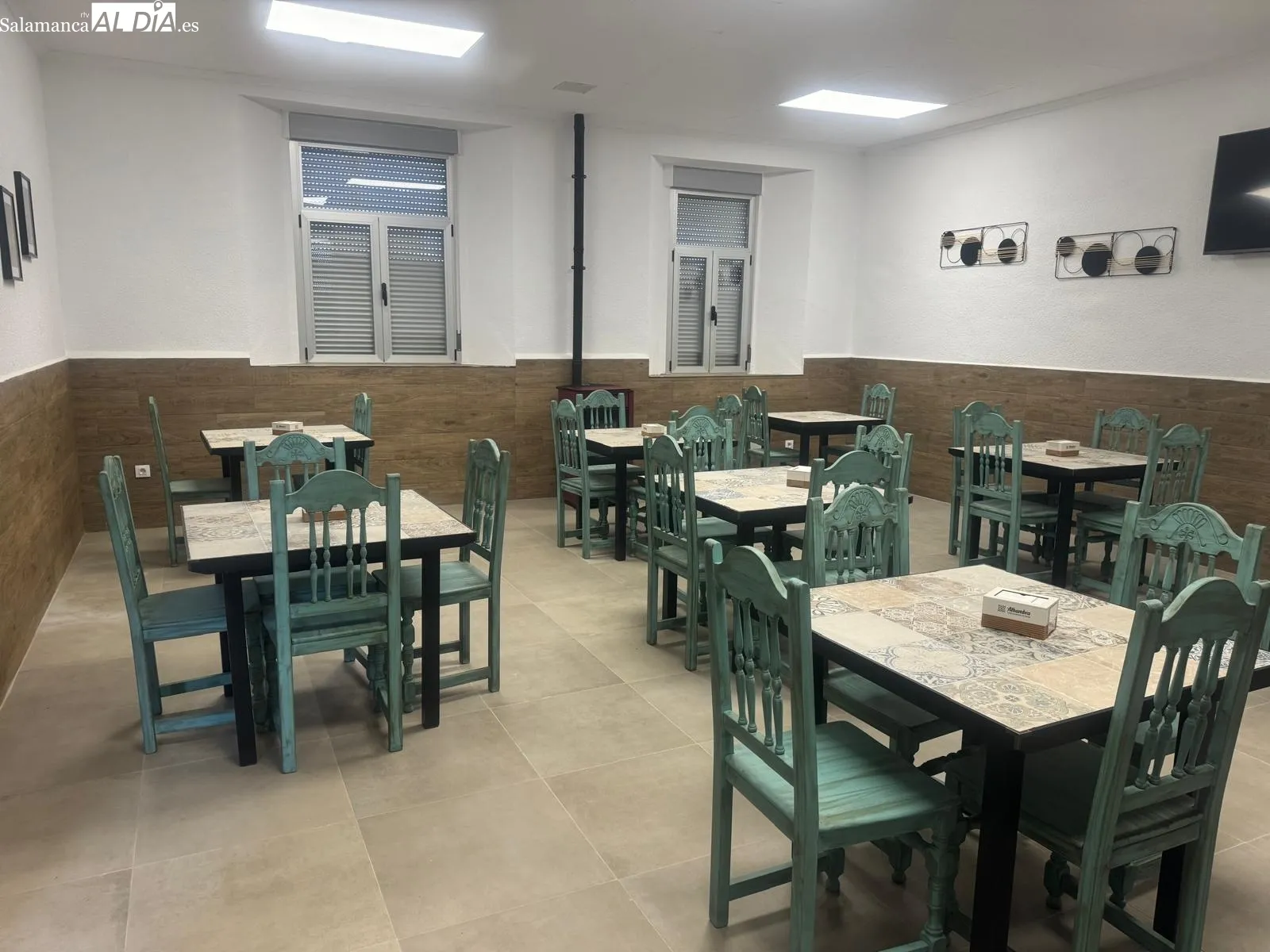 Foto 4 - Galinduste obra el milagro: Habr&aacute; bar municipal