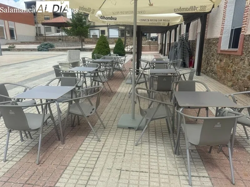Foto 3 - Galinduste obra el milagro: Habr&aacute; bar municipal