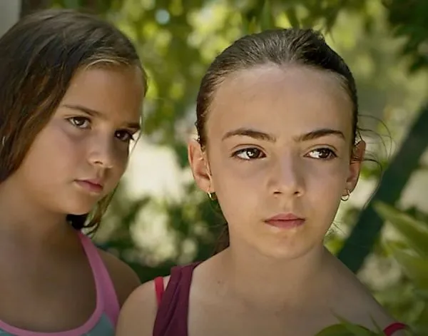 Cartel de 'Mentiste Amanda', corto de Pedro Almodovar que se proyectará en el Teatro Juan del Enzina