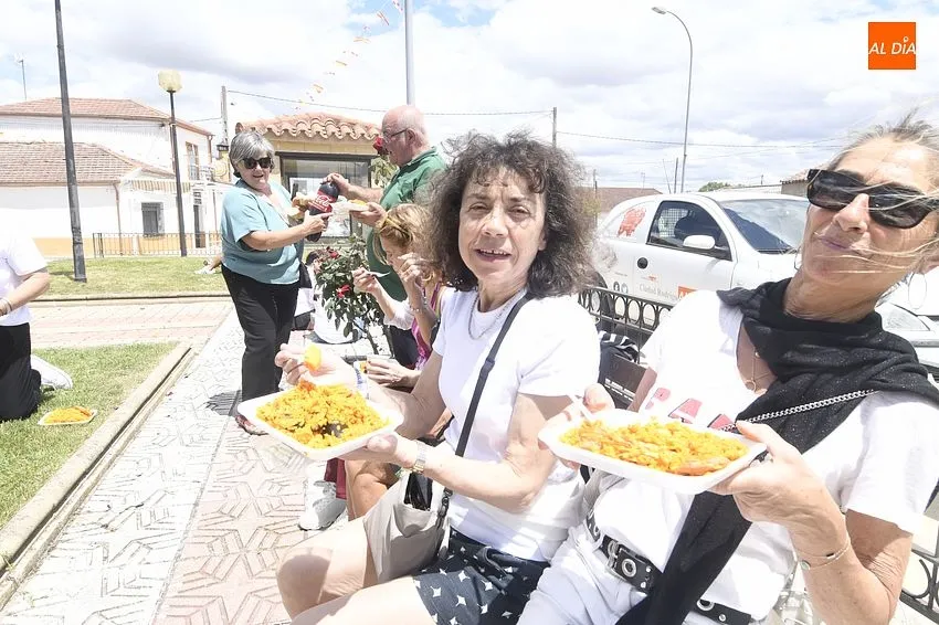 Comida popular por San Antonio en Martín de Yeltes / Fotos: Adrián M.Pastor